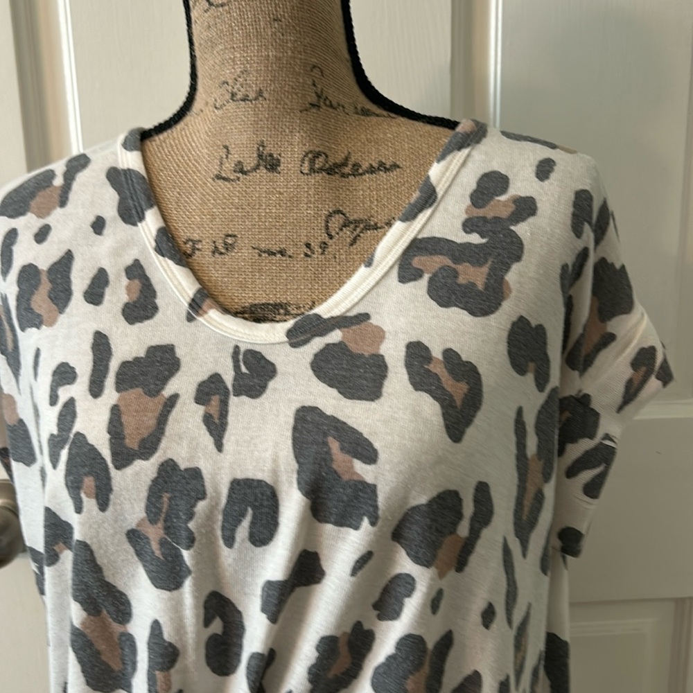 Mid Goddess Leopard T Shirt